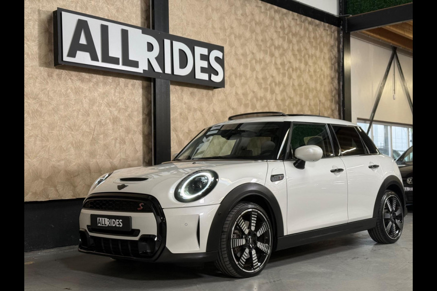 MINI Mini 2.0 Cooper S Essential | Pano | Keyless | HUD | Harman/Kardon | Sfeerverlichting | camera