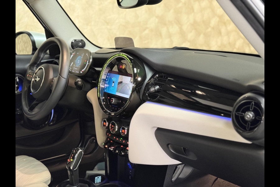 MINI Mini 2.0 Cooper S Essential | Pano | Keyless | HUD | Harman/Kardon | Sfeerverlichting | camera