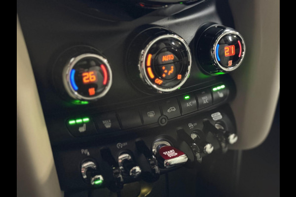 MINI Mini 2.0 Cooper S Essential | Pano | Keyless | HUD | Harman/Kardon | Sfeerverlichting | camera