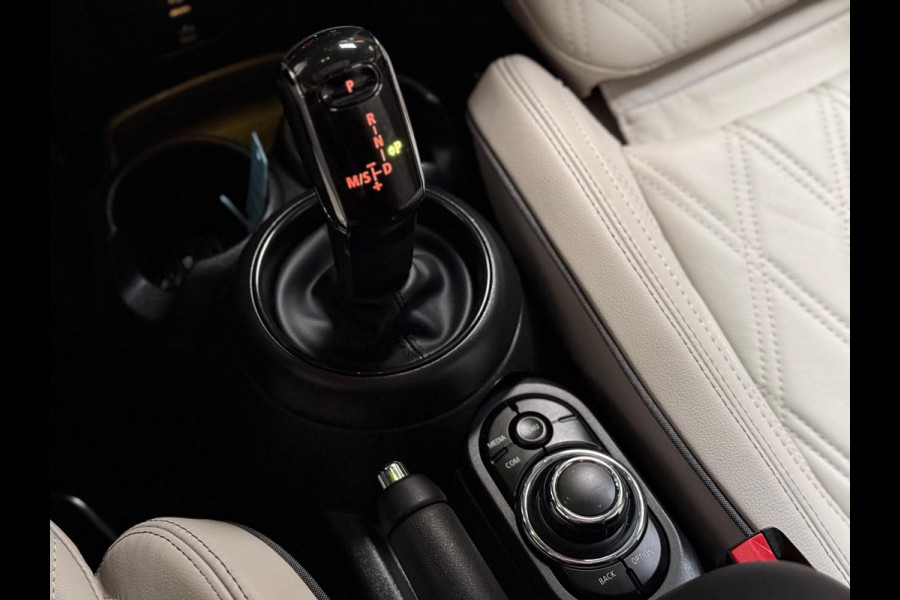 MINI Mini 2.0 Cooper S Essential | Pano | Keyless | HUD | Harman/Kardon | Sfeerverlichting | camera