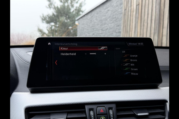 BMW X1 xDrive25e M-sport Automaat | Panoramadak | Leren bekleding | Stoelverwarming | LED verlichting | Climate & cruise control | Misa