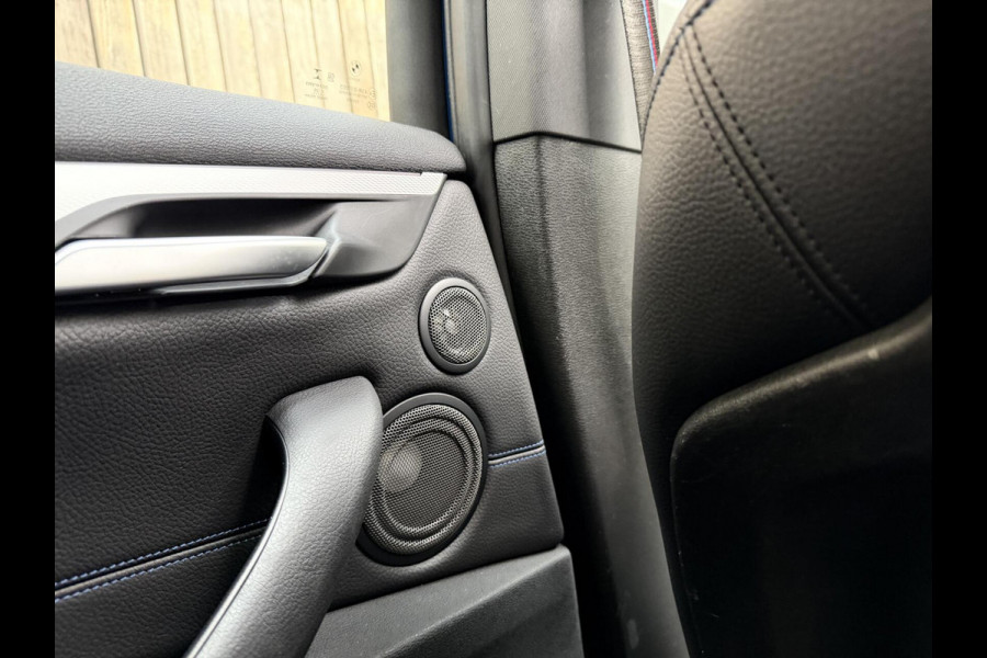 BMW X1 xDrive25e M-sport Automaat | Panoramadak | Leren bekleding | Stoelverwarming | LED verlichting | Climate & cruise control | Misa