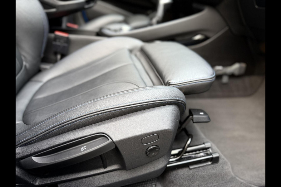 BMW X1 xDrive25e M-sport Automaat | Panoramadak | Leren bekleding | Stoelverwarming | LED verlichting | Climate & cruise control | Misa