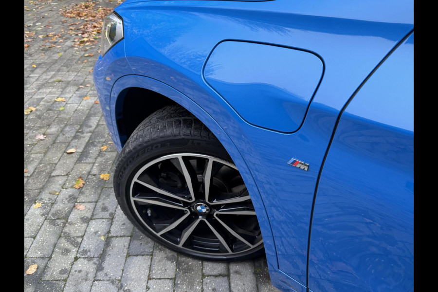 BMW X1 xDrive25e M-sport Automaat | Panoramadak | Leren bekleding | Stoelverwarming | LED verlichting | Climate & cruise control | Misa