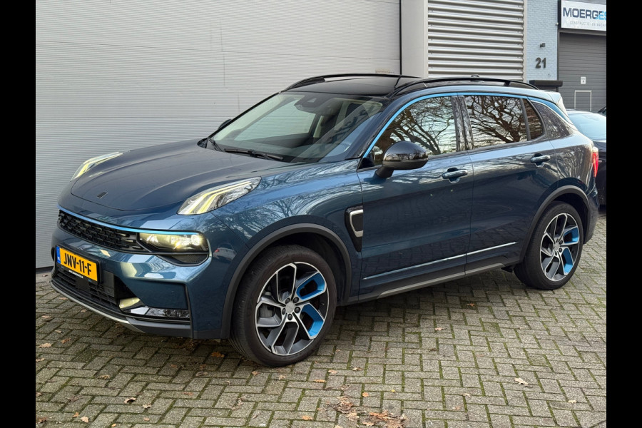 Lynk & Co 01 1.5 l Pano l Infinity Sound l ACC l Camera l IZGST l