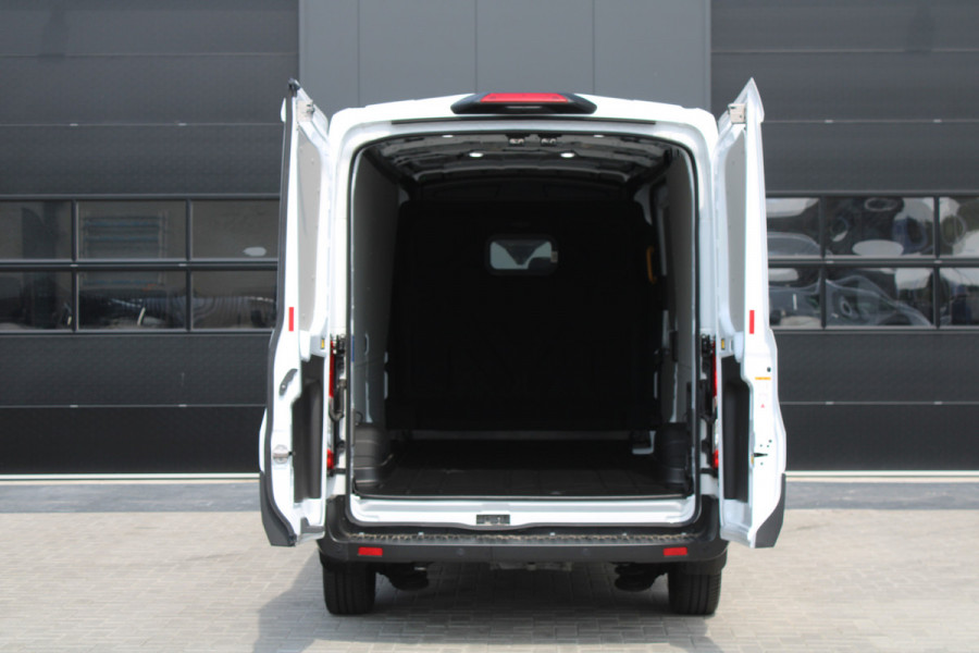 Ford E-Transit 350 L3H2 Trend 68 kWh Vol Elektrisch - 360 Camera - Pro Power Onboard - Dodehoek Assistent - Rijklaar