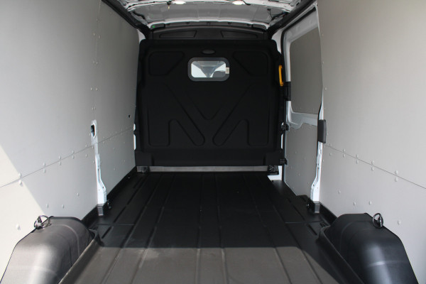 Ford E-Transit 350 L3H2 Trend 68 kWh Vol Elektrisch - 360 Camera - Pro Power Onboard - Dodehoek Assistent - Rijklaar
