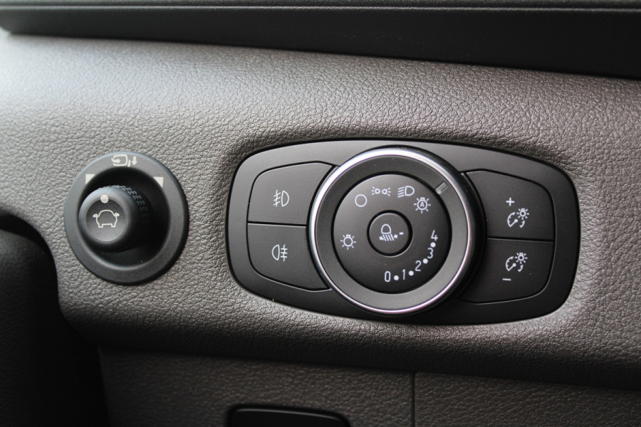 Ford E-Transit 350 L3H2 Trend 68 kWh Vol Elektrisch - 360 Camera - Pro Power Onboard - Dodehoek Assistent - Rijklaar