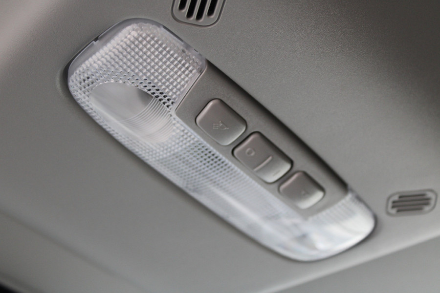 Ford E-Transit 350 L3H2 Trend 68 kWh Vol Elektrisch - 360 Camera - Pro Power Onboard - Dodehoek Assistent - Rijklaar