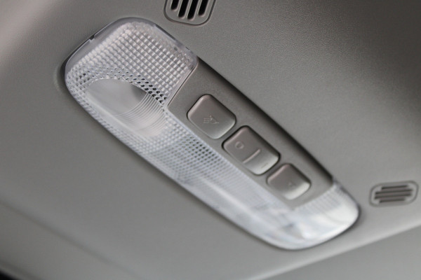 Ford E-Transit 350 L3H2 Trend 68 kWh Vol Elektrisch - 360 Camera - Pro Power Onboard - Dodehoek Assistent - Rijklaar