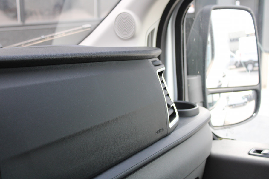 Ford E-Transit 350 L3H2 Trend 68 kWh Vol Elektrisch - 360 Camera - Pro Power Onboard - Dodehoek Assistent - Rijklaar