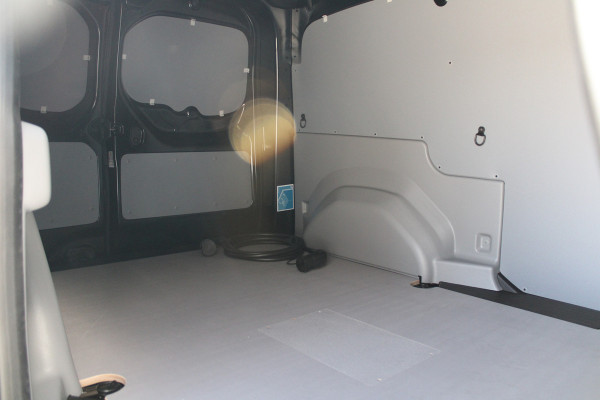 Renault Kangoo E-Tech Advance L2 44 kWh 123pk - Carplay - Stoelverwarming - PDC - Navi - Betimmering - LED - DAB - Cruise - Rijklaar