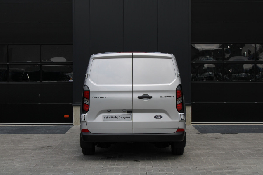 Ford Transit Custom 320 2.0 TDCI L2H1 Trend DC 136pk - 5 zits - Elek Trekhaak - LED - Stoelverwarming - Carplay/Android - Rijklaar
