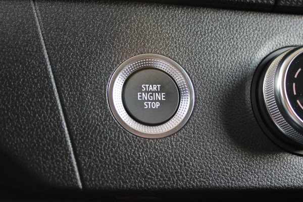 Renault Kangoo E-Tech Advance L2 44 kWh 123pk - Trekhaak - Stoelverwarming - PDC - Navi - Betimmering - LED - DAB - Cruise - Rijklaar