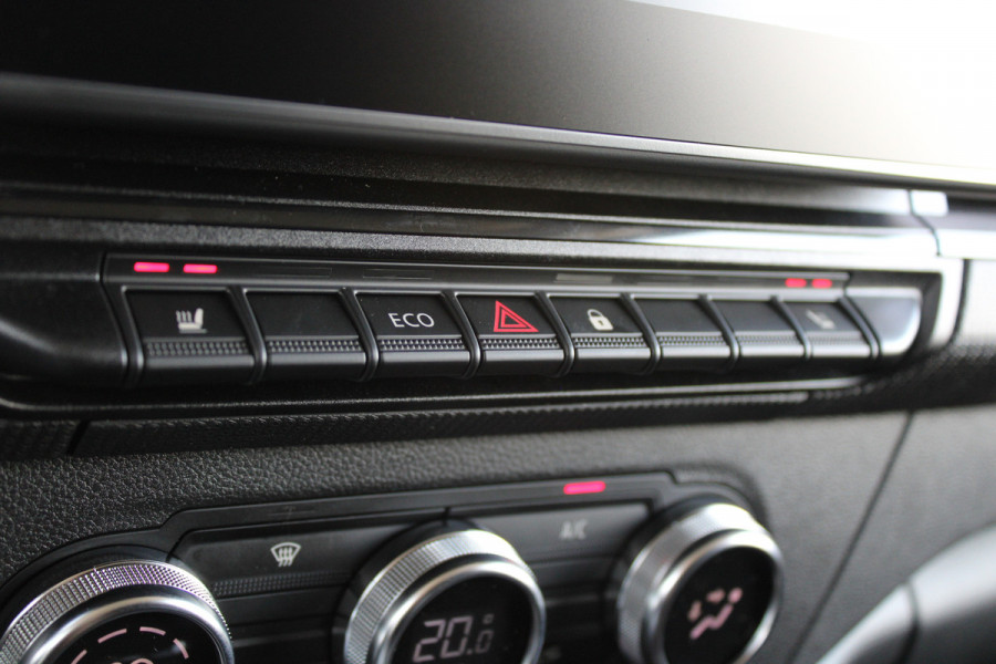 Renault Kangoo E-Tech Advance L2 44 kWh 123pk - Trekhaak - Stoelverwarming - PDC - Navi - Betimmering - LED - DAB - Cruise - Rijklaar