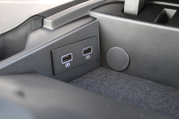 Renault Kangoo E-Tech Advance L2 44 kWh 123pk - Trekhaak - Stoelverwarming - PDC - Navi - Betimmering - LED - DAB - Cruise - Rijklaar