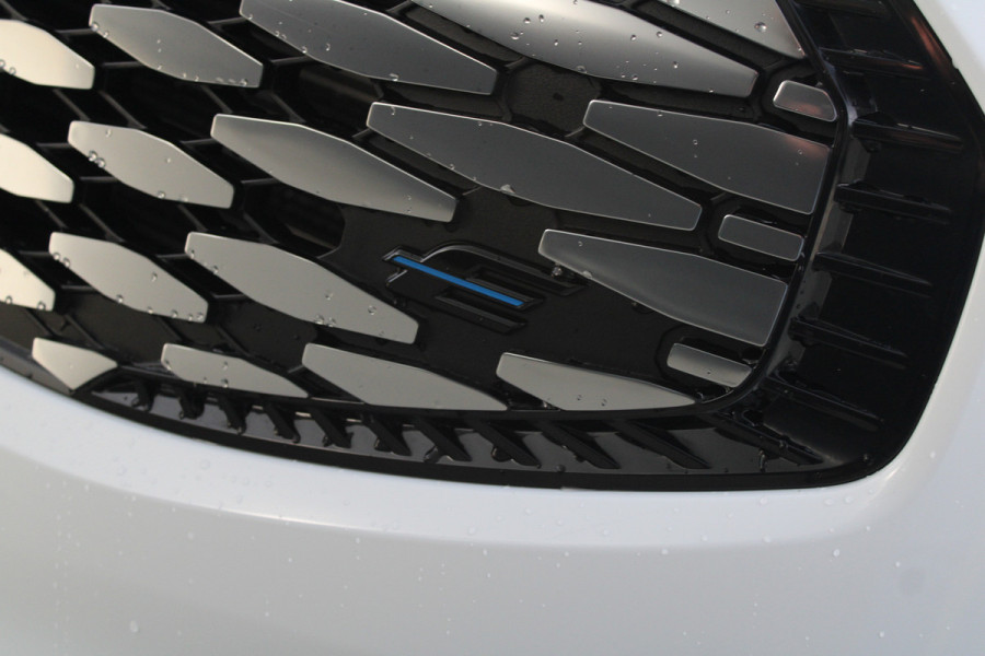 Ford E-Transit Custom 340 L2H1 Limited 65 kWh 218pk - 2x Schuif - LED - 360 Camera - B&O - ACC - Navi - Stoel/Stuurverwarming - Rijklaar