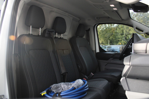 Ford E-Transit Custom 340 L2H1 Limited 65 kWh 218pk - 2x Schuif - LED - 360 Camera - B&O - ACC - Navi - Stoel/Stuurverwarming - Rijklaar