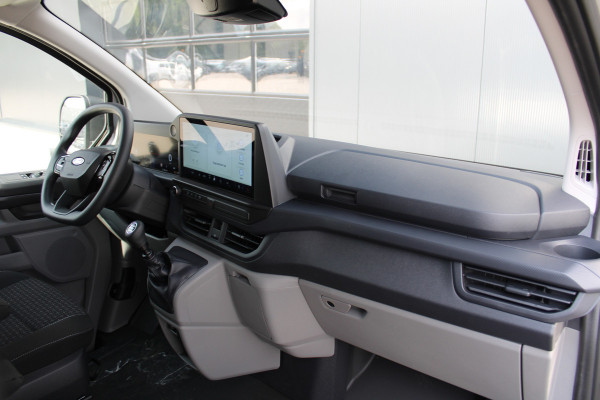 Ford Transit Custom 320 2.0 TDCI L2H1 Trend DC 136pk - 5 zits - Elek Trekhaak - LED - Stoelverwarming - Carplay/Android - Rijklaar