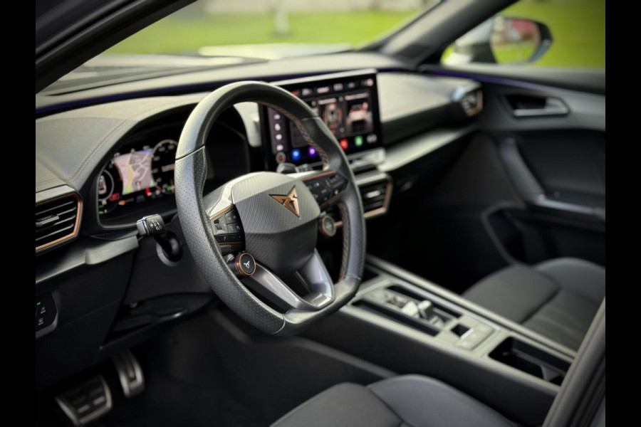 CUPRA Formentor 1.4 e-Hybrid VZ Performance Copper Style Panoramadak|Schaalstoelen|360° Camera|Stuurverw.|Keyless|