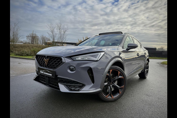 CUPRA Formentor 1.4 e-Hybrid VZ Performance Copper Style Panoramadak|Schaalstoelen|360° Camera|Stuurverw.|Keyless|