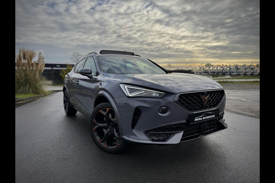 CUPRA Formentor 1.4 e-Hybrid VZ Performance Copper Style Panoramadak|Schaalstoelen|360° Camera|Stuurverw.|Keyless|