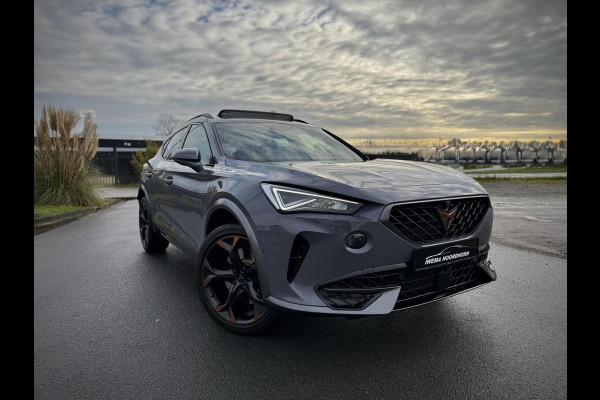 CUPRA Formentor 1.4 e-Hybrid VZ Performance Copper Style Panoramadak|Schaalstoelen|360° Camera|Stuurverw.|Keyless|