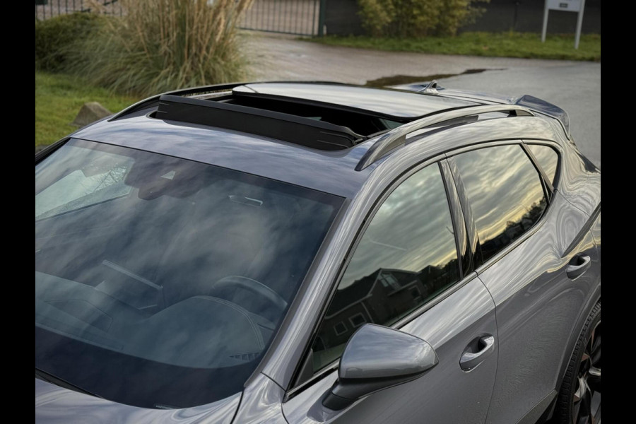 CUPRA Formentor 1.4 e-Hybrid VZ Performance Copper Style Panoramadak|Schaalstoelen|360° Camera|Stuurverw.|Keyless|