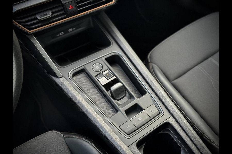 CUPRA Formentor 1.4 e-Hybrid VZ Performance Copper Style Panoramadak|Schaalstoelen|360° Camera|Stuurverw.|Keyless|