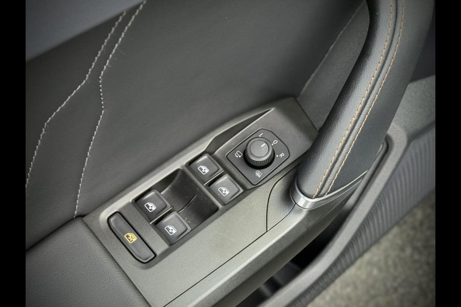 CUPRA Formentor 1.4 e-Hybrid VZ Performance Copper Style Panoramadak|Schaalstoelen|360° Camera|Stuurverw.|Keyless|