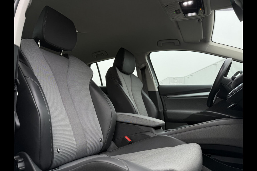 Škoda ENYAQ iV Aut. 60 | SOH 91% | Trekhaak | Camera | Navi | LED |