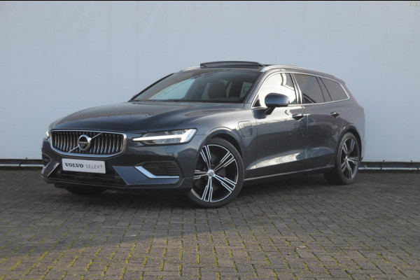 Volvo V60 T6 340PK Automaat Recharge AWD Inscription /  Bowers en Wilkins / Adaptieve cruise control/ Panoramadak/ 19” velgen/ BLIS/ Trekhaak/ Stoel en stuurwielverwarming/ Parkeersensoren met 360 Camera/ Elektrische stoelen met geheugen/ Apple carplay/ Keyless entry/ Head up display