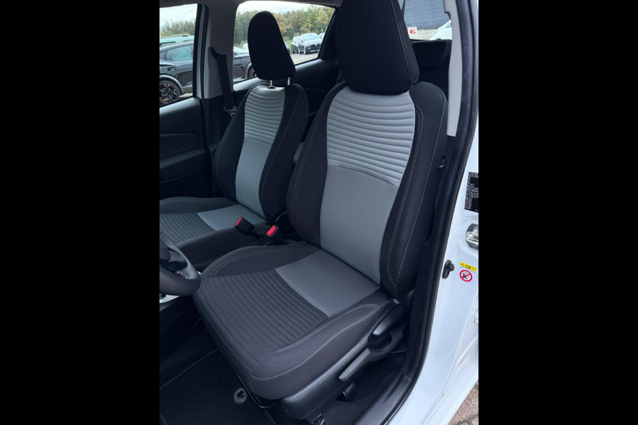 Toyota Yaris 1.5 Hybrid Navigatie Camera