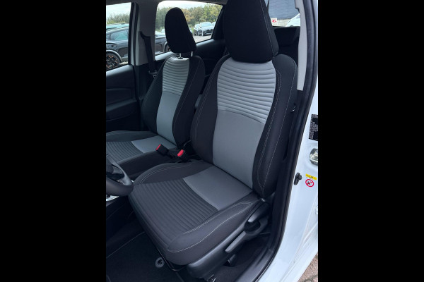 Toyota Yaris 1.5 Hybrid Navigatie Camera