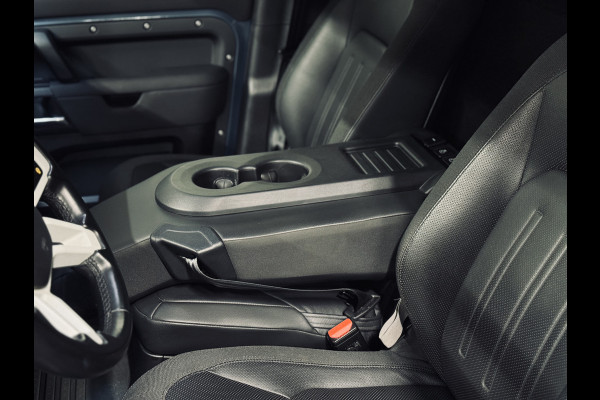 Land Rover Defender 110 3.0 D300 S HardTop Commercial | Trekhaak | Luchtvering | 360 camera