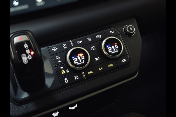 Land Rover Defender 110 3.0 D300 S HardTop Commercial | Trekhaak | Luchtvering | 360 camera