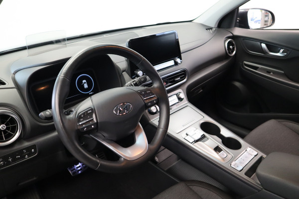 Hyundai Kona EV Fashion 64 kWh ACC Climate PDC Keyless LED 24 maanden garantie mogelijk (*vraag naar de voorwaarden)