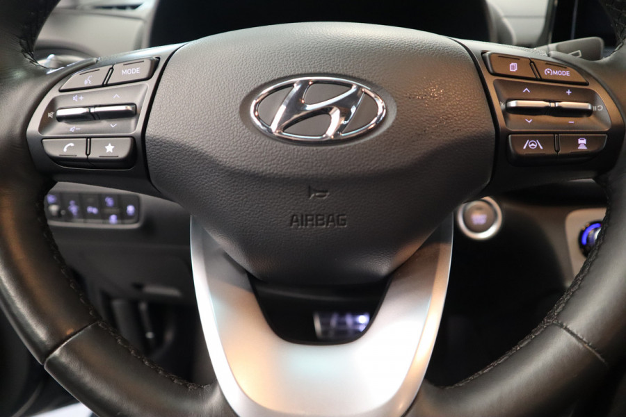 Hyundai Kona EV Fashion 64 kWh ACC Climate PDC Keyless LED 24 maanden garantie mogelijk (*vraag naar de voorwaarden)