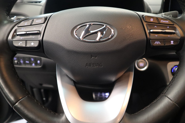 Hyundai Kona EV Fashion 64 kWh ACC Climate PDC Keyless LED 24 maanden garantie mogelijk (*vraag naar de voorwaarden)