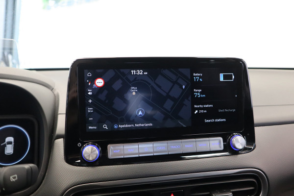 Hyundai Kona EV Fashion 64 kWh ACC Climate PDC Keyless LED 24 maanden garantie mogelijk (*vraag naar de voorwaarden)