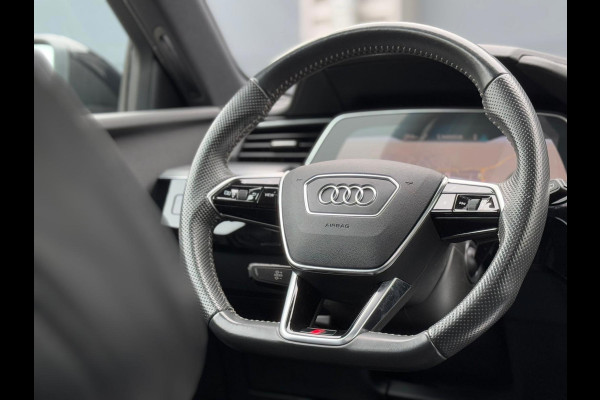 Audi e-tron E-tron 55 quattro advanced 95 kWh S-LINE, panoramadak,21 inch, 2 e eigenaar, nl auto met nationale auto pas