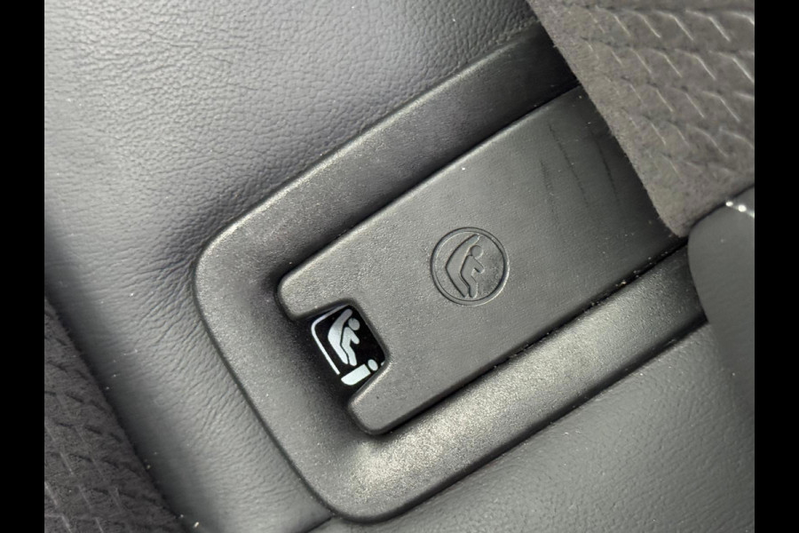 Audi e-tron E-tron 55 quattro advanced 95 kWh S-LINE, panoramadak,21 inch, 2 e eigenaar, nl auto met nationale auto pas