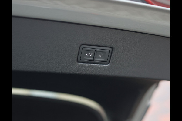 Audi RS7 4.0 TFSI Quattro | Dynamic Plus - Matrix - Rood Design pakket