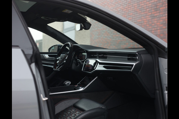 Audi RS7 4.0 TFSI Quattro | Dynamic Plus - Matrix - Rood Design pakket