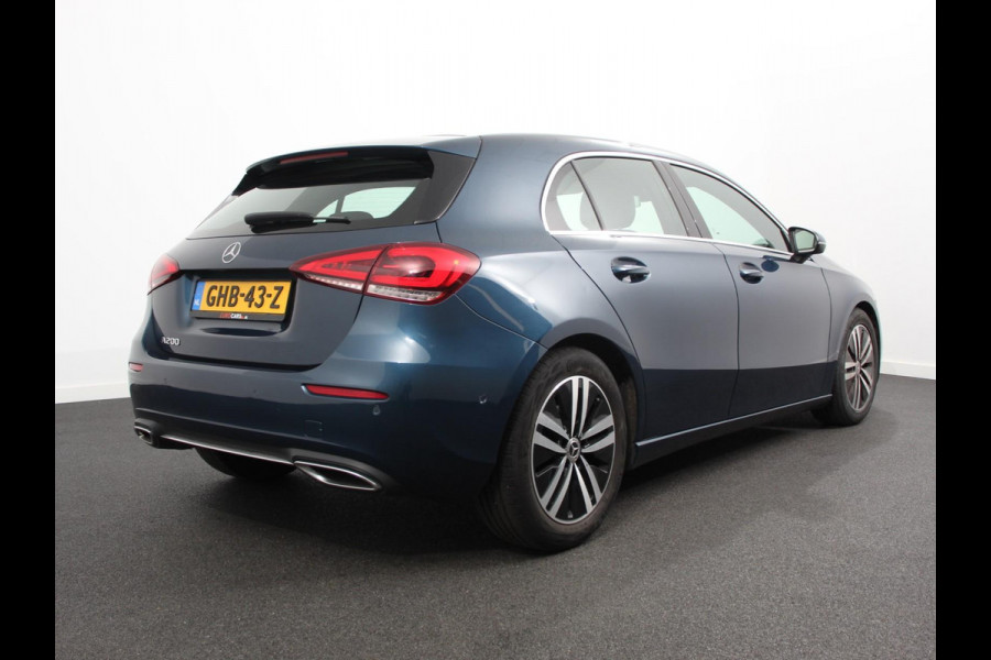 Mercedes-Benz A-Klasse 200 163pk DCT Progressive | DEMO ! | Navigatie Parkeersensoren Camera Cruise Control Stoelverwarming Ledverlichting Climate Control