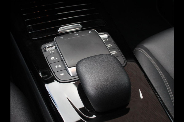 Mercedes-Benz A-Klasse 200 163pk DCT Progressive | DEMO ! | Navigatie Parkeersensoren Camera Cruise Control Stoelverwarming Ledverlichting Climate Control