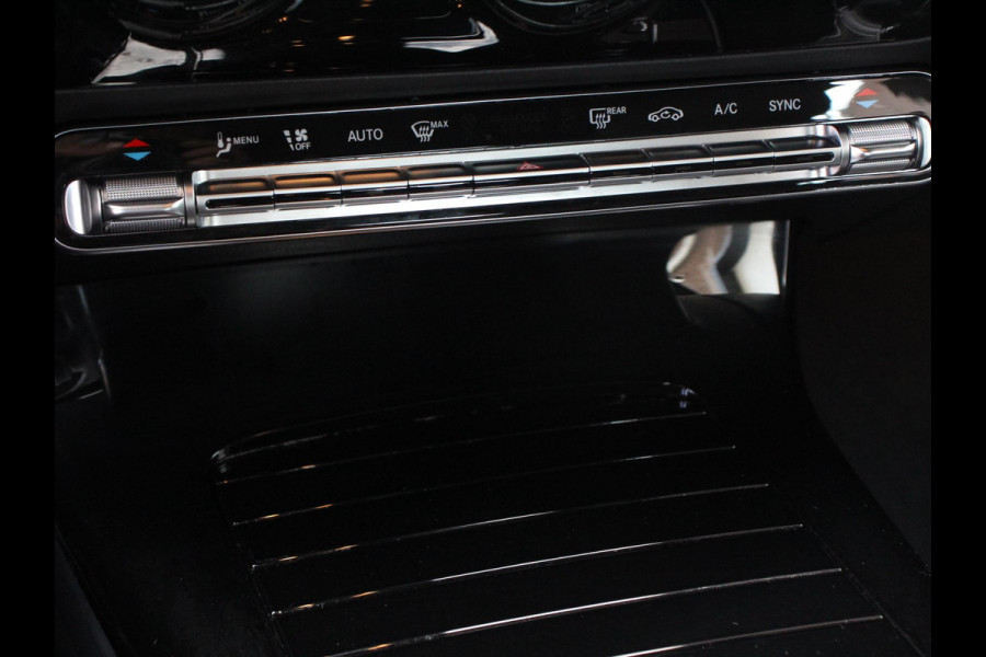 Mercedes-Benz A-Klasse 200 163pk DCT Progressive | DEMO ! | Navigatie Parkeersensoren Camera Cruise Control Stoelverwarming Ledverlichting Climate Control