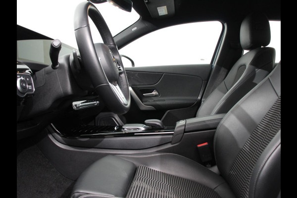 Mercedes-Benz A-Klasse 200 163pk DCT Progressive | DEMO ! | Navigatie Parkeersensoren Camera Cruise Control Stoelverwarming Ledverlichting Climate Control