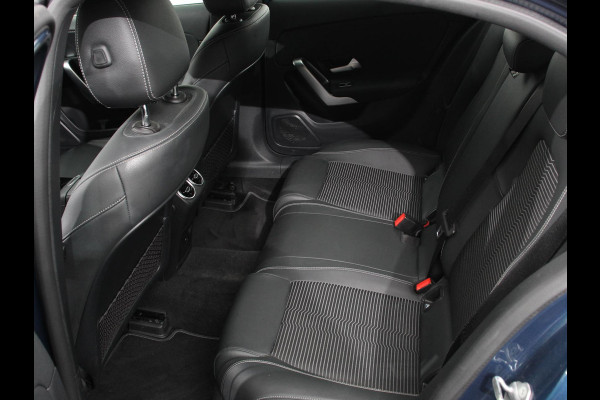 Mercedes-Benz A-Klasse 200 163pk DCT Progressive | DEMO ! | Navigatie Parkeersensoren Camera Cruise Control Stoelverwarming Ledverlichting Climate Control