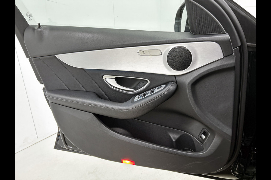 Mercedes-Benz C-Klasse Estate 250 AMG Edition(Goed onderH, Panorama Dak, Carplay, Trekhaak, Navi, PDC V+A,Etc)